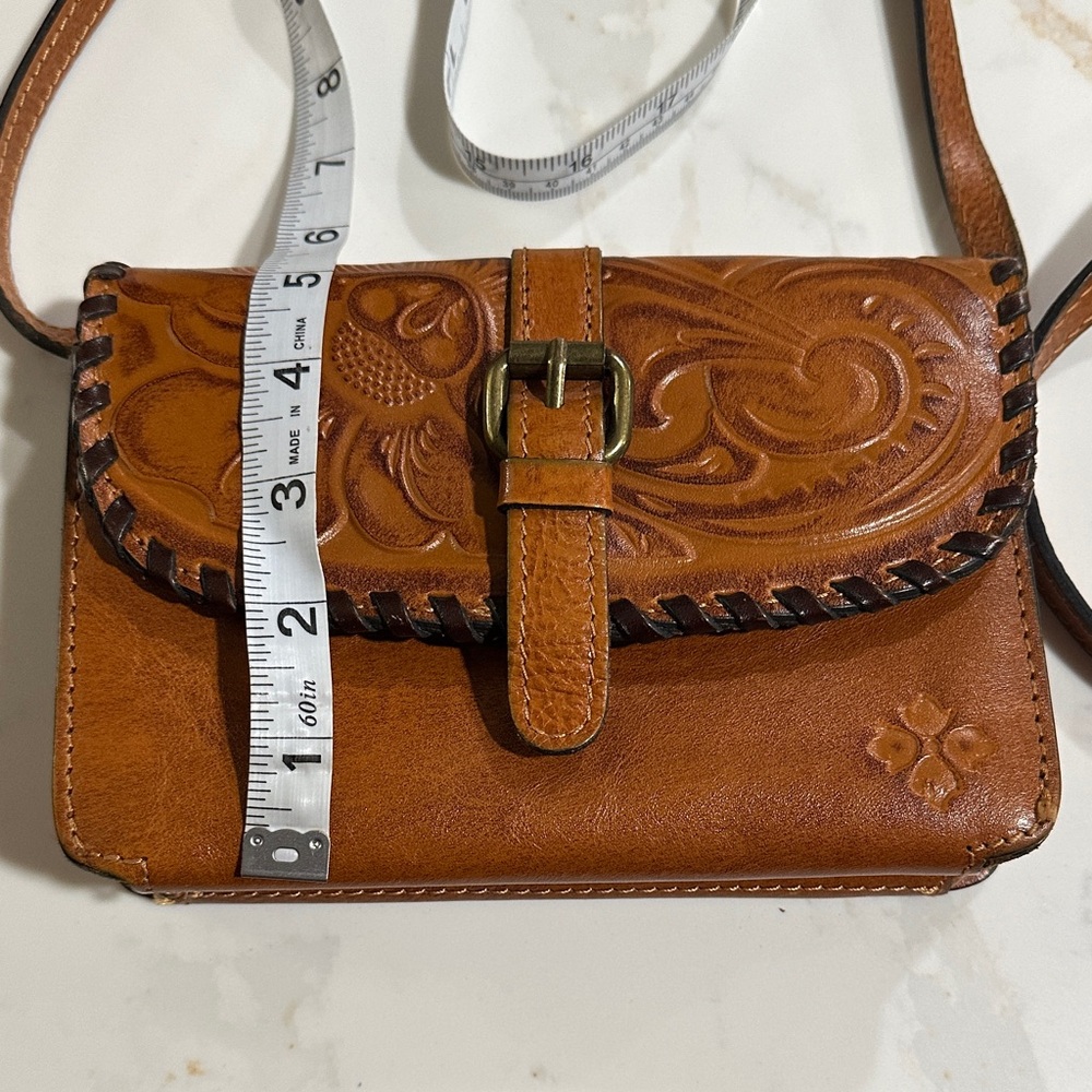 Patricia Nash Tooled Leather Crossbody Bag in Warm Brown - Picture 12 of 13